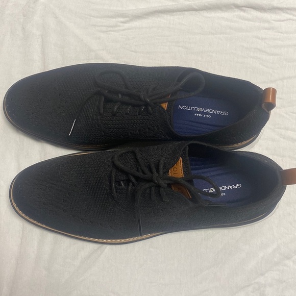 Cole Haan Oxford Stitchlife. Size 12.  Worn once! main image 4